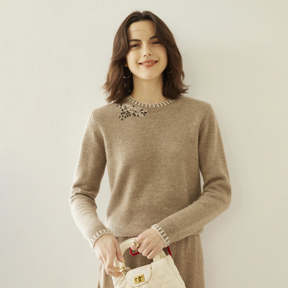 Lady Crew Neck Cashmere Sweater With Embroidered Contrast Stitch Trim Taupe XS