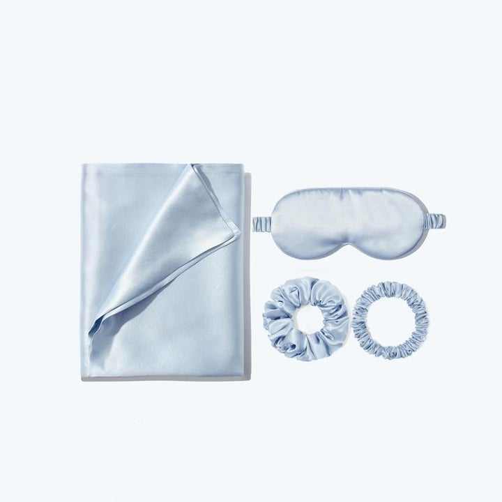 Silk Travel Essential Set 4 PCS Silk Pillowcase Scrunchy And Eyemask Light Blue M