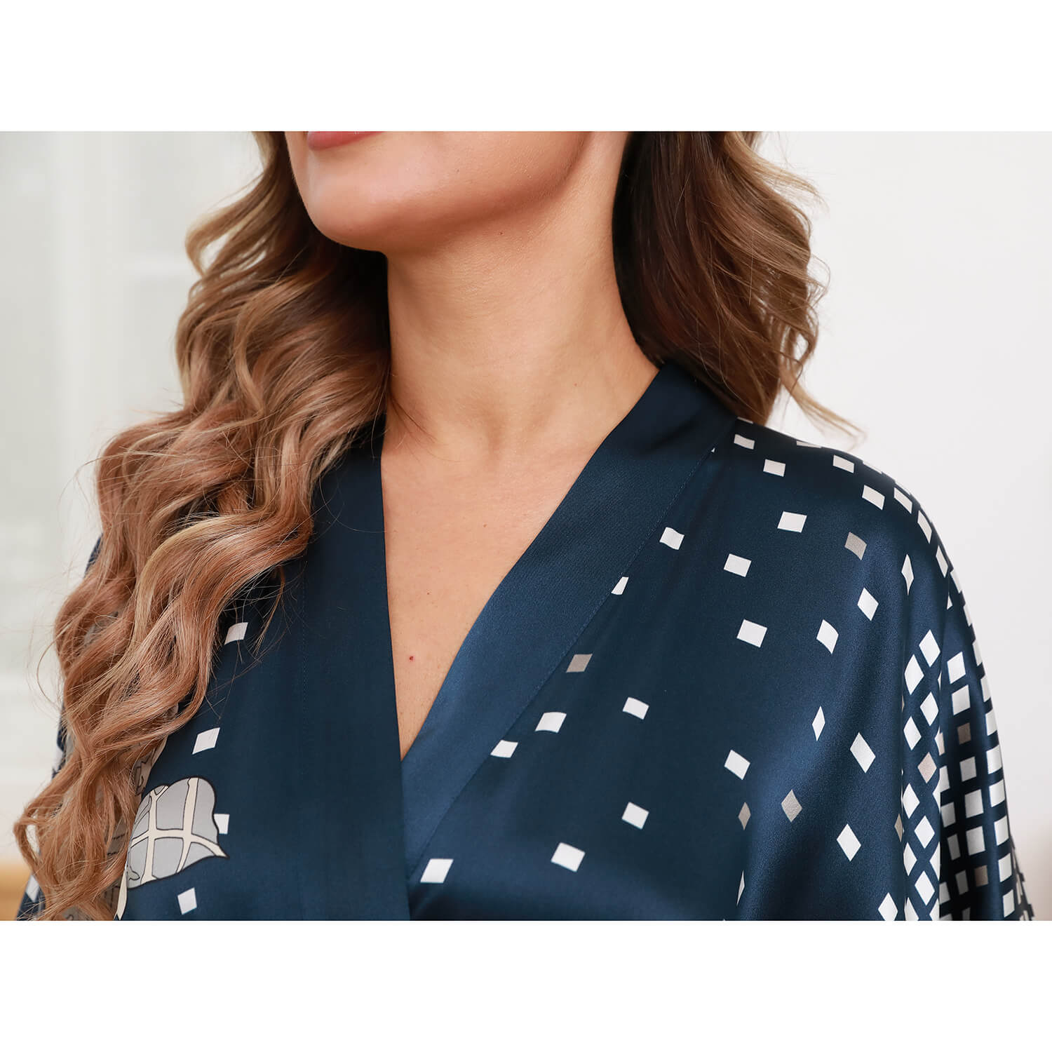 Womens Long Silk Kimono Silk Gown Geometric Floral Print Kimono Silk Black One size fits most