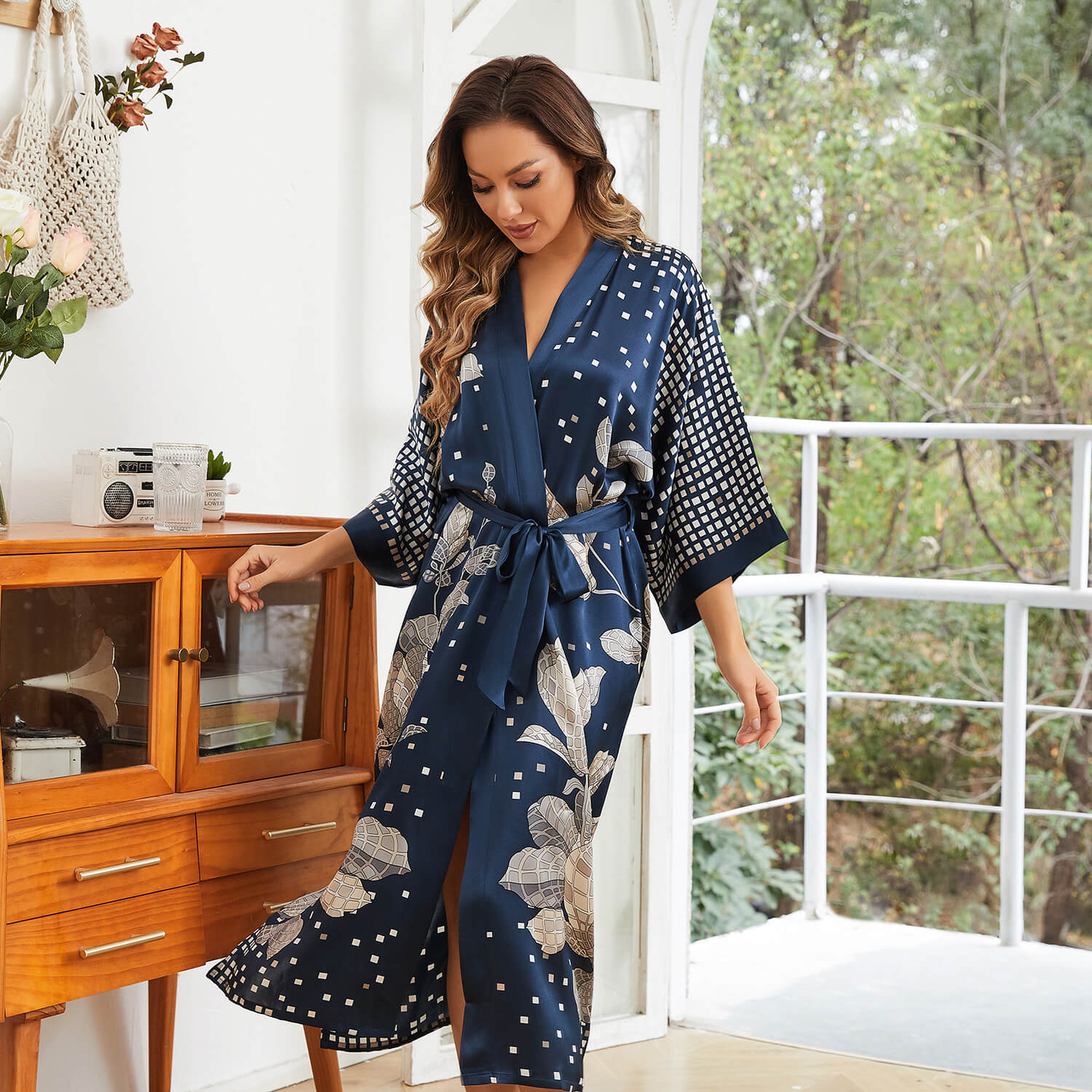 Womens Long Silk Kimono Silk Gown Geometric Floral Print Kimono Silk Black One size fits most