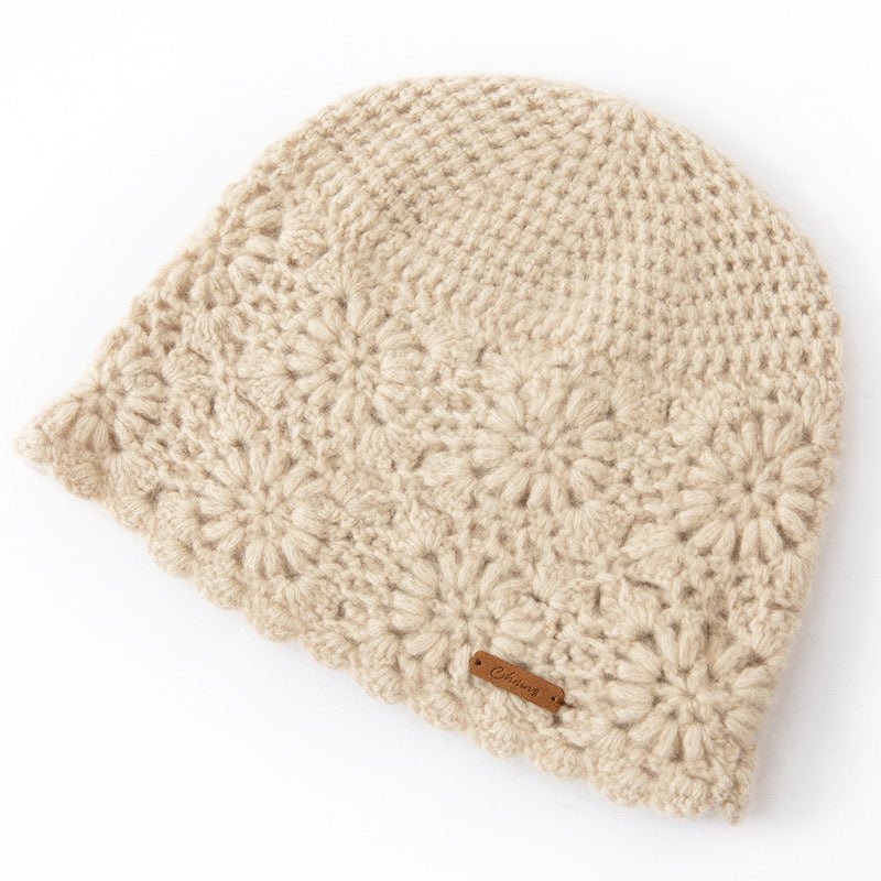 Womens Crocheted Cashmere Beanie Cashmere Flower Cloche Hat Beige M