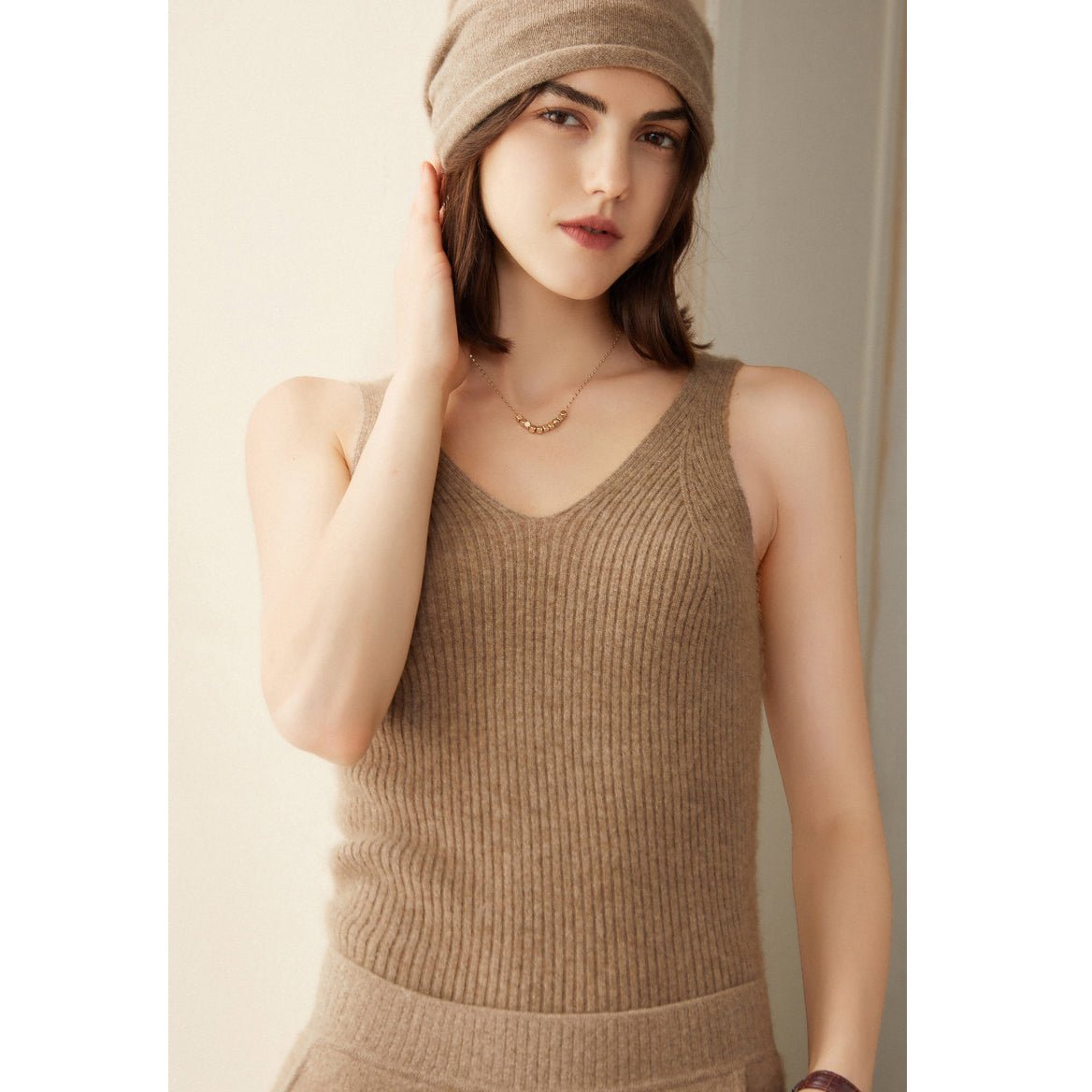 Womens Ribbed Knit V - Neck Sleeveless Cashmere Vest Cashmere Tank Taupe XS