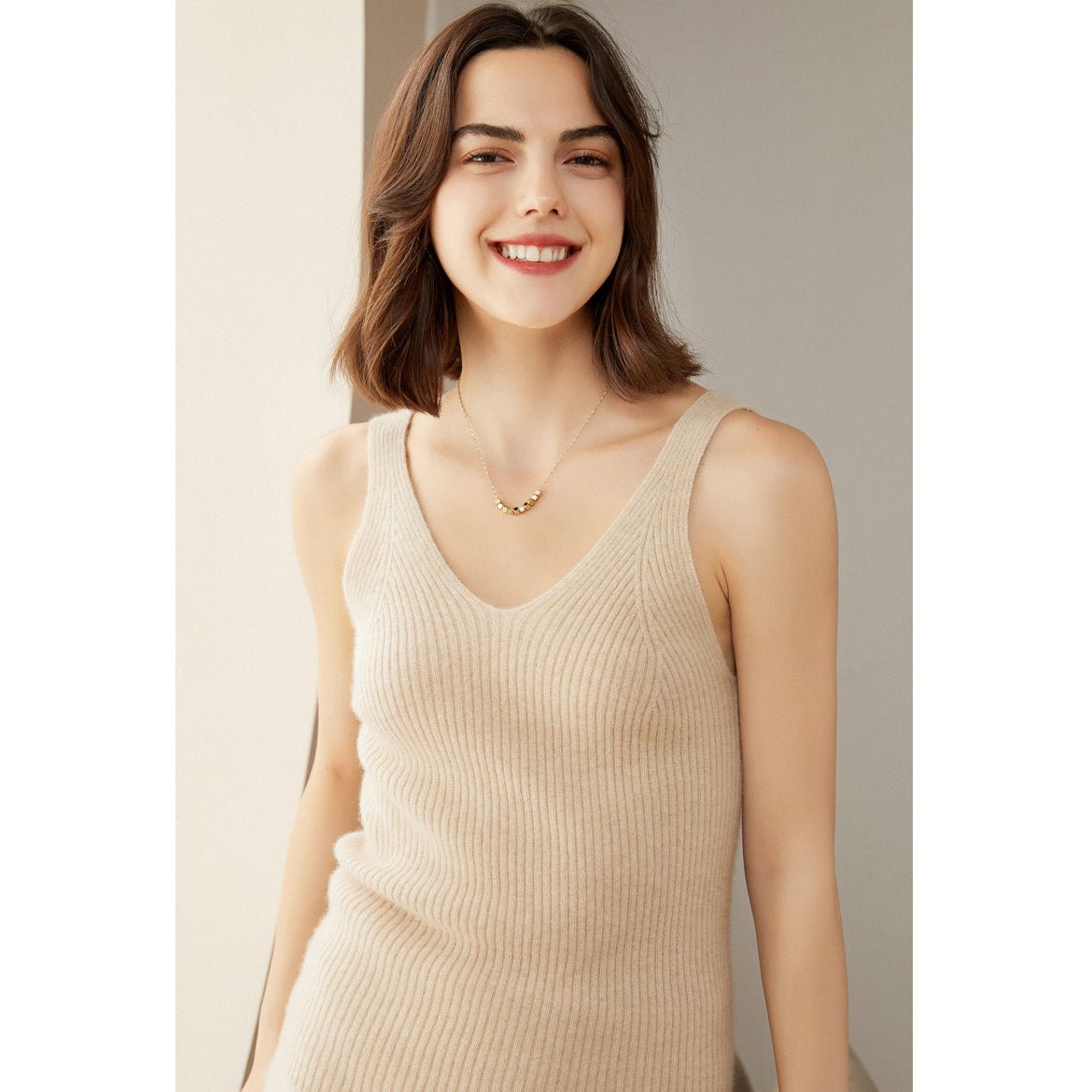 Womens Ribbed Knit V - Neck Sleeveless Cashmere Vest Cashmere Tank Beige XS