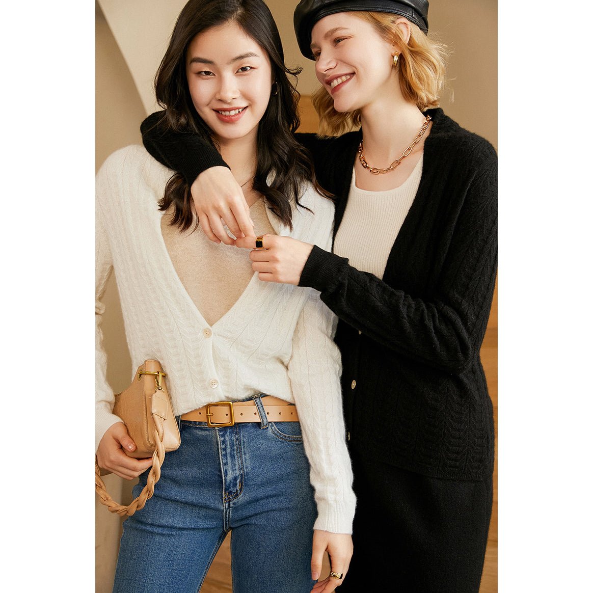 Womens V - Neck Cable Knit Cashmere Cardigan With Button Closure Black XS