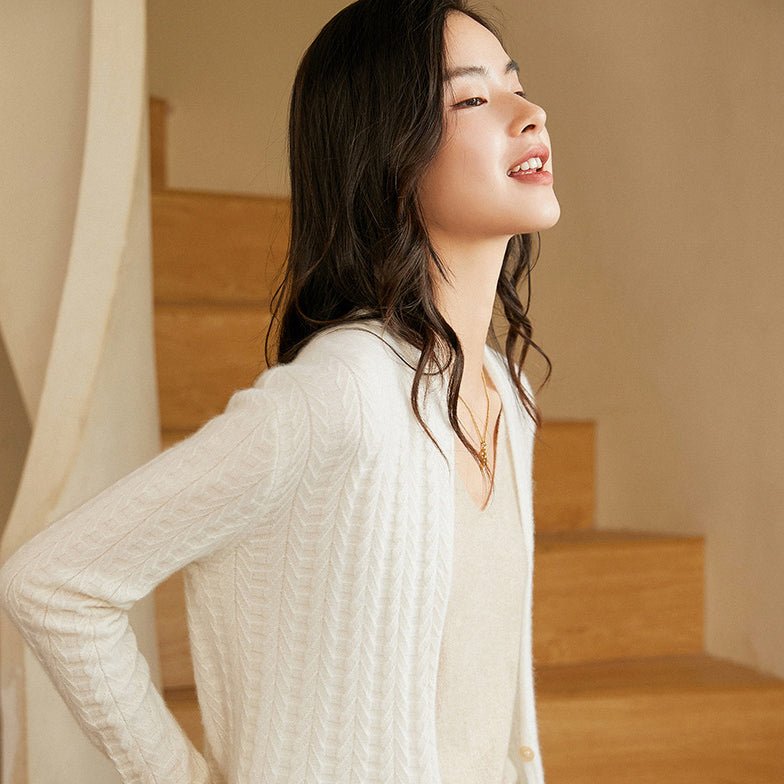 Womens V - Neck Cable Knit Cashmere Cardigan With Button Closure White XS